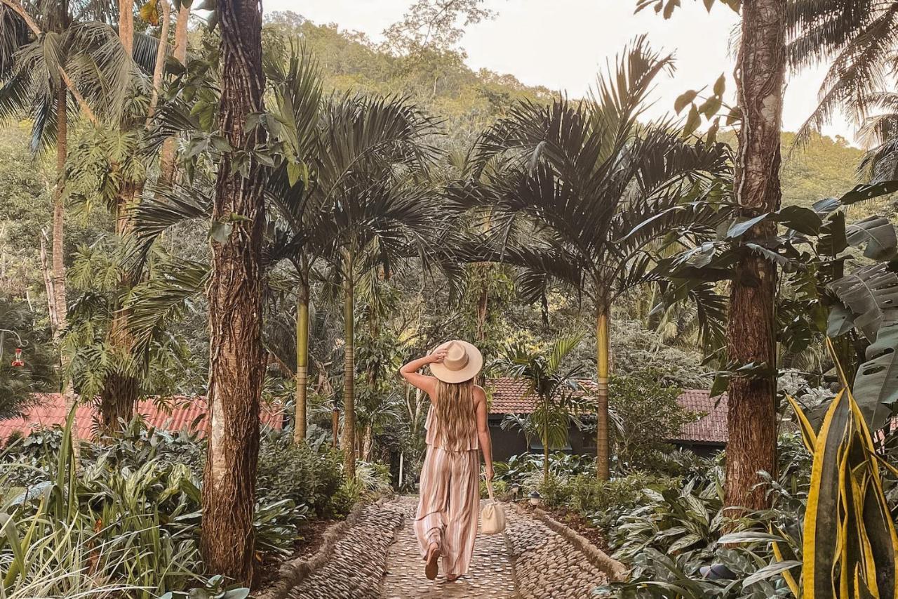 Sweet Songs Jungle Lodge San Ignacio Exterior foto